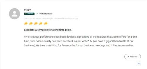 Customer rating and review discussing the reliability of VivoMeetings video calls