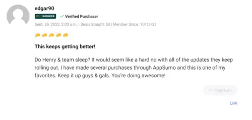 Positive user review highlighting the benefits of the SMS-iT platform.