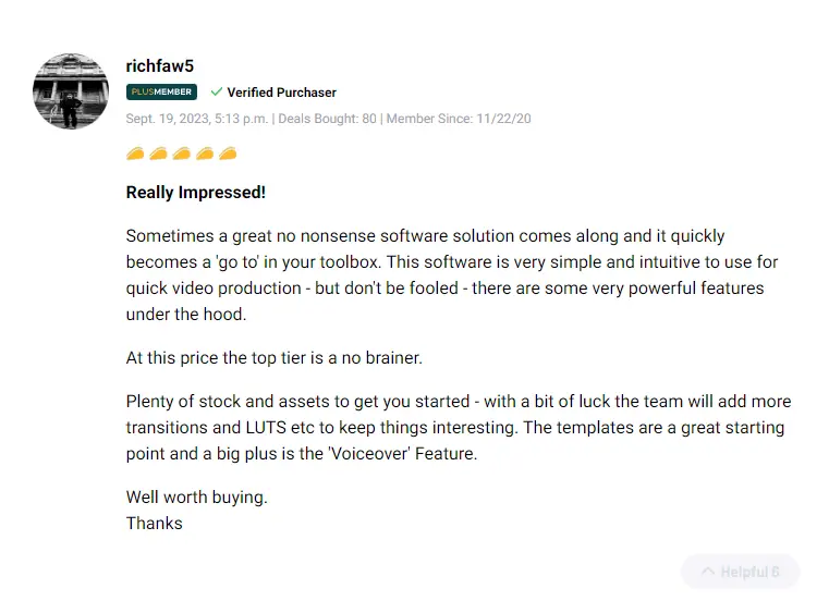 User review praising the ease of use of Illusto video editor