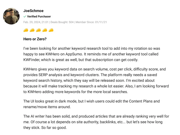 User testimonial praising KWHero AI content and keyword research features